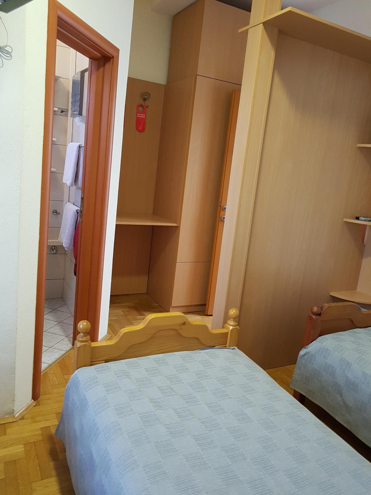 Prenociste Klas Hotell Pleternica Rom bilde