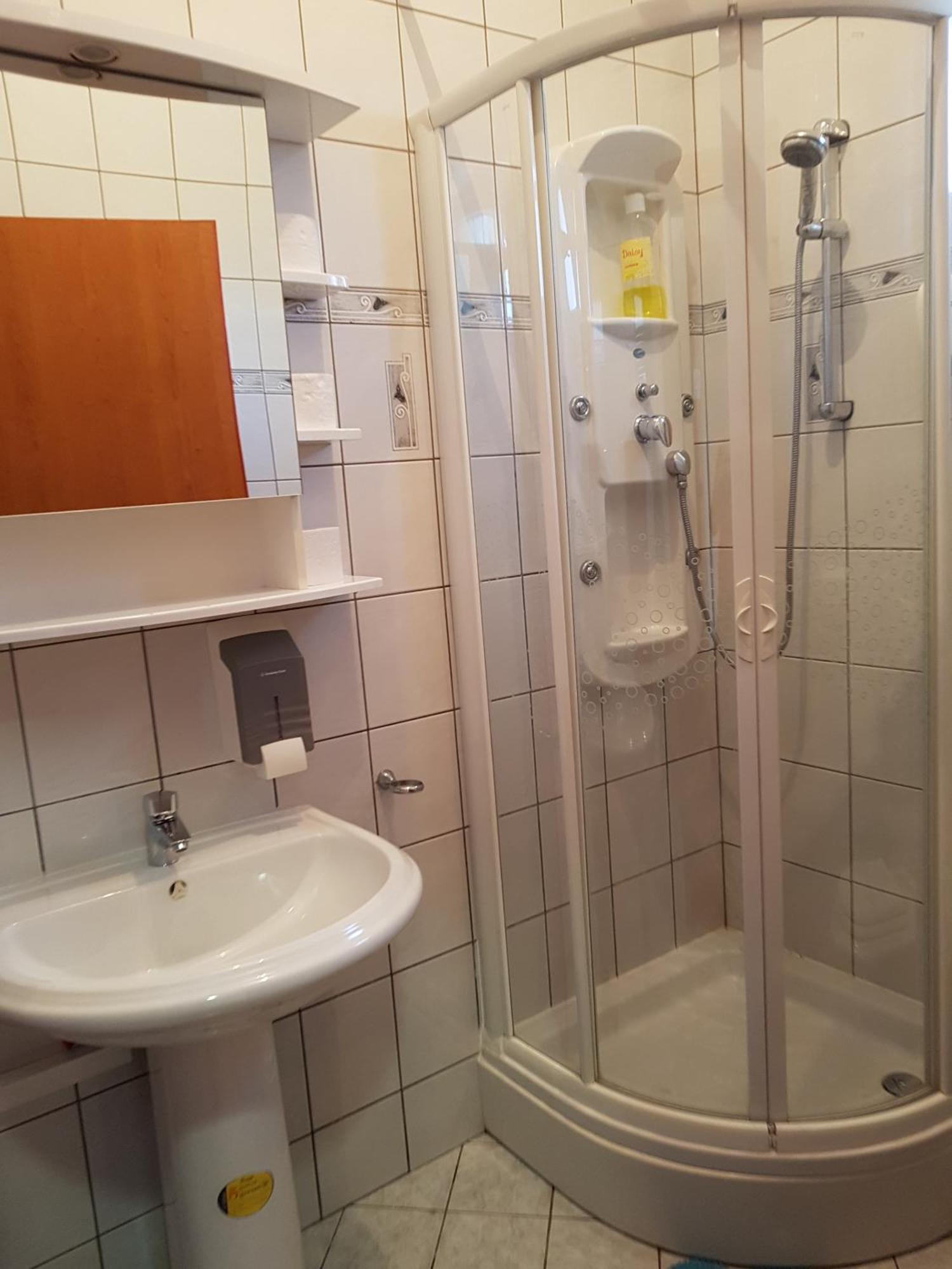 Prenociste Klas Pleternica Rom bilde